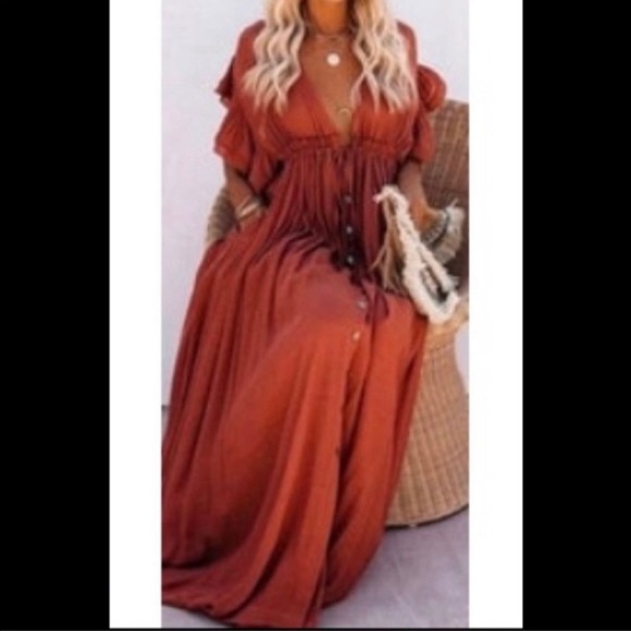 NWT Charlie Charlie Charlotte Red Maxi Dress - Picture 3 of 11